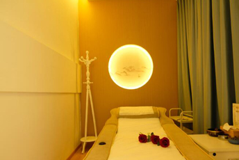 南京浦口区日式指压的寂静美学：在按压中听见雪落的声音